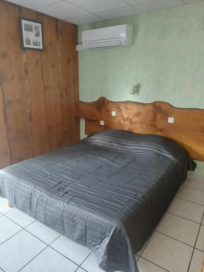 Hotel Restaurant Lancheton Saint-Julien-Mont-Denis 3*,