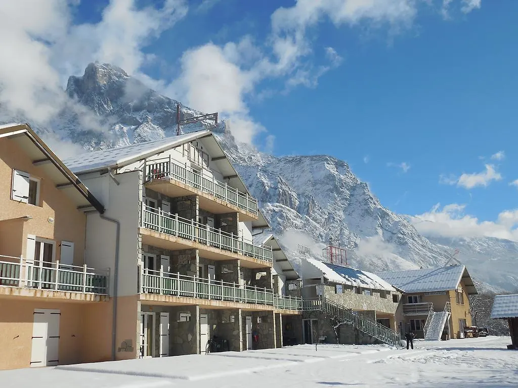 Hotel Restaurant Lancheton Saint-Julien-Mont-Denis 3*,  France