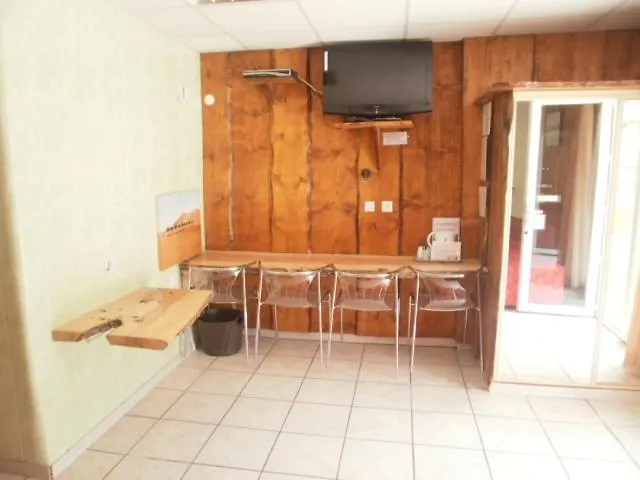 Hotel Restaurant Lancheton Saint-Julien-Mont-Denis 3*,  France